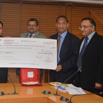 Handing over Dividend 